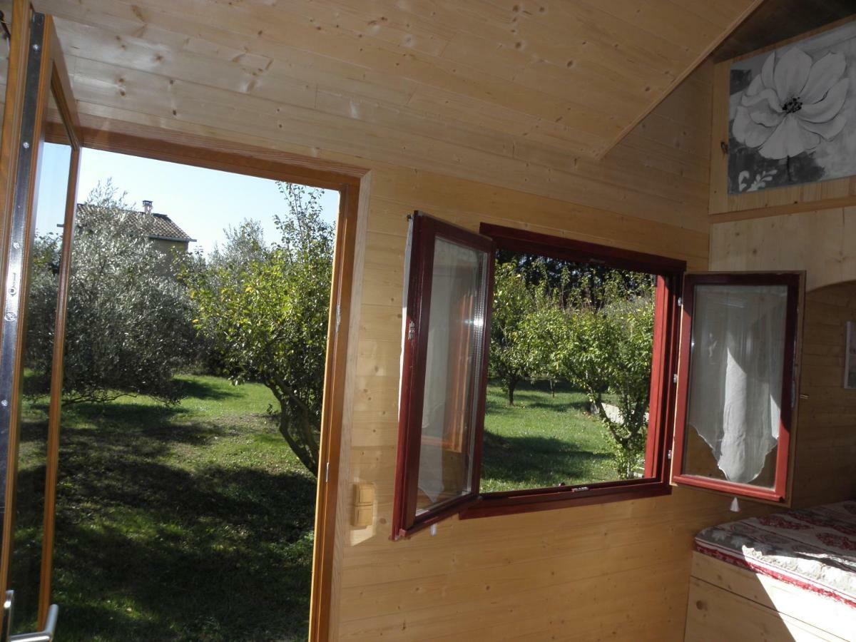 Provence Roulottes Hotel Barbentane Buitenkant foto